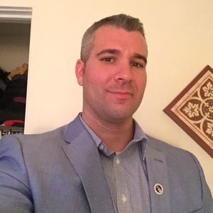 Meet your Posher, Justin